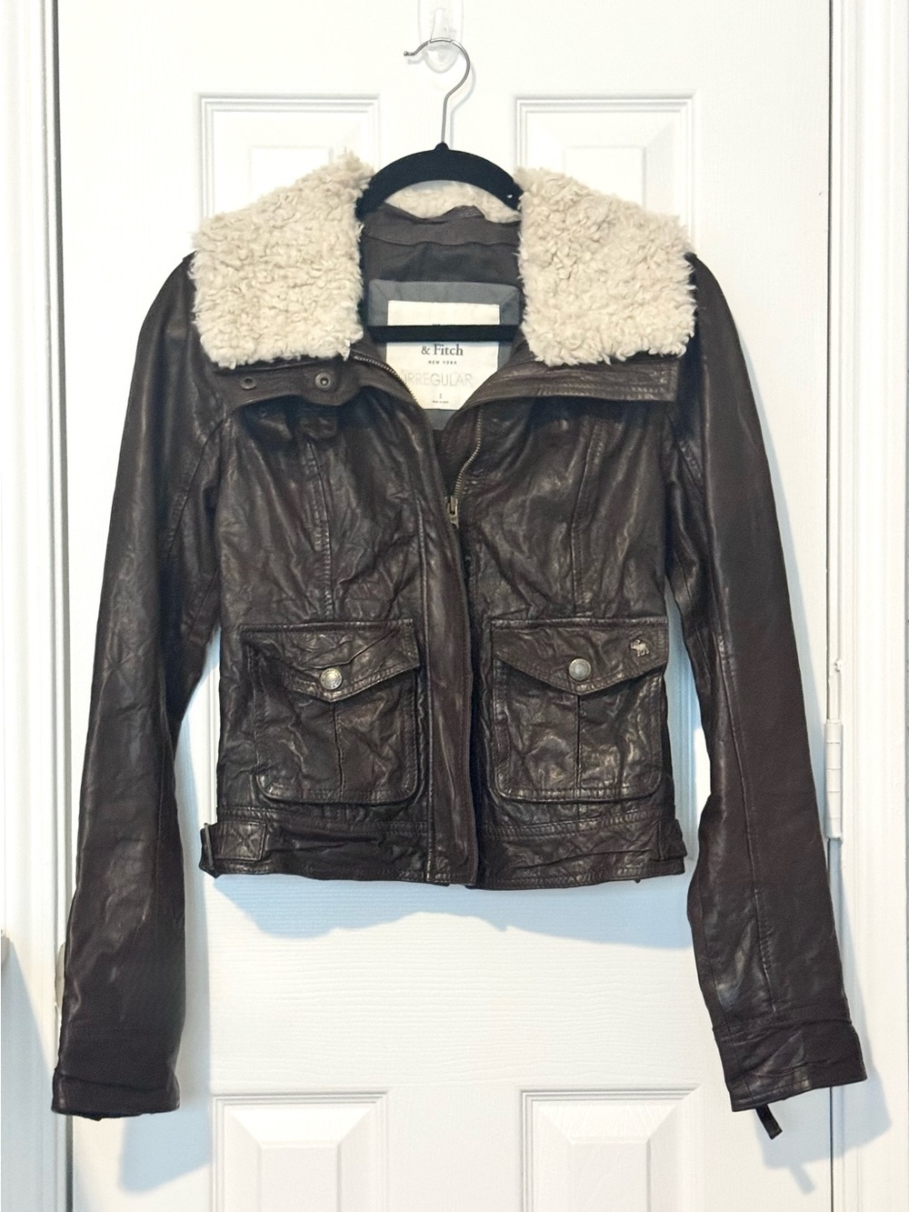 Vintage Y2K 2000s Abercrombie & Fitch Real Leather Bomber Jacket Sherpa Collar S
